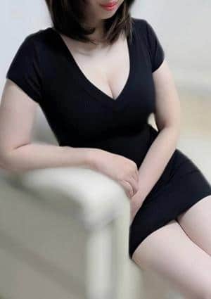 かりそめ 堺筋本町ルーム 泉　みか