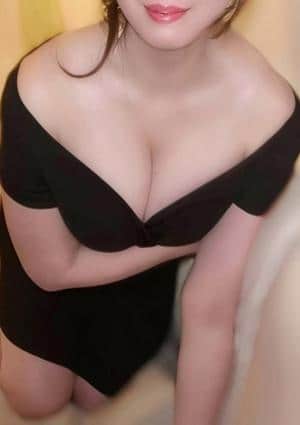 かりそめ 日本橋ルーム 西川　あこ