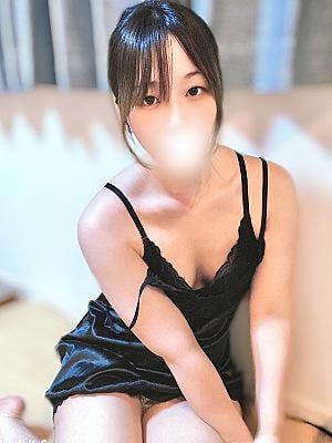 BEYOND（ビヨンド） 桃宮あまね