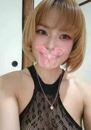 レインボー まお