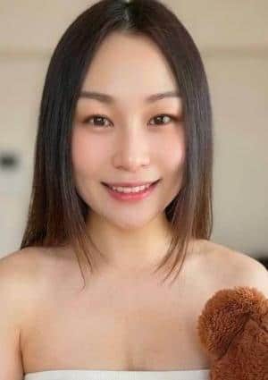 サクランボ アンちゃん　28歳　Ｃカップ