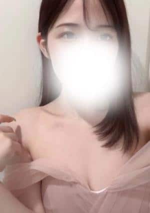 melty（メルティ）秋葉原ルーム なお