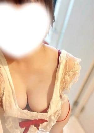 Offsuit（オフスート）大宮 加藤　ゆな