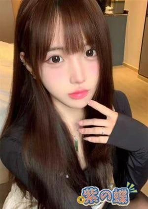 紫の蝶 まゆ