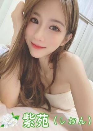 紫苑（しおん） リサ