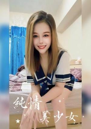 純情美少女 ササ