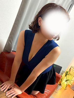 Carezza（カレッツァ）関内ルーム 小宮山りな