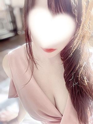 Carezza（カレッツァ）関内ルーム 香椎あい