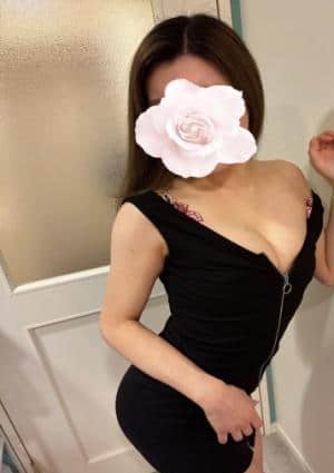 Mrs.Rose れいな