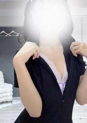竹の塚プライベートサロン月麗（るな） りな