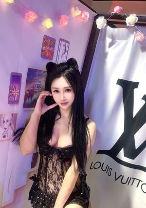 桃色秘境 ももちゃん（本人保証）