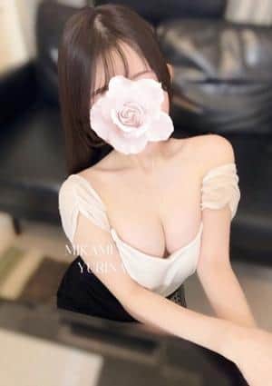 The Gloss 三上　ゆりな