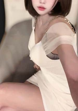 The Gloss 真城　かなの