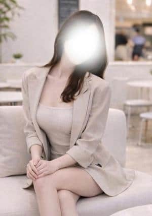 The Gloss 水瀬　ゆい