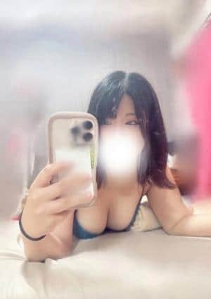 Amoureux（アムアージュ） 中尾すず