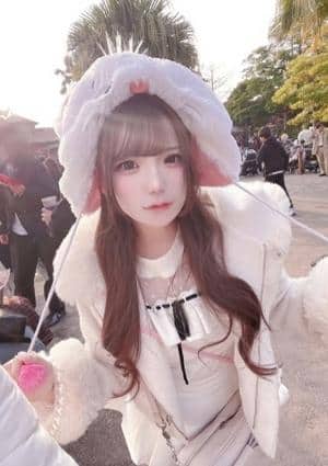 Amoureux（アムアージュ） 苺もえ