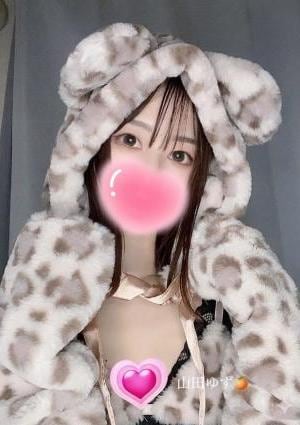 LUMINA. 山田ゆず