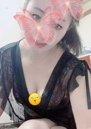 紅葉 エリちゃん