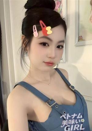 ベトナム美味い GIRL ねこ