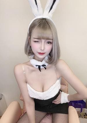 蜜泡の彼女達 すず