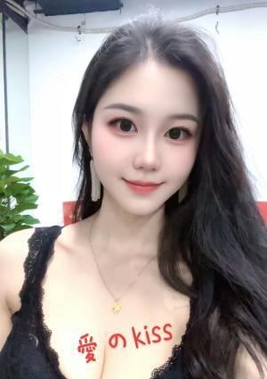愛のKiss 新人えみちゃん💖本人保証💖