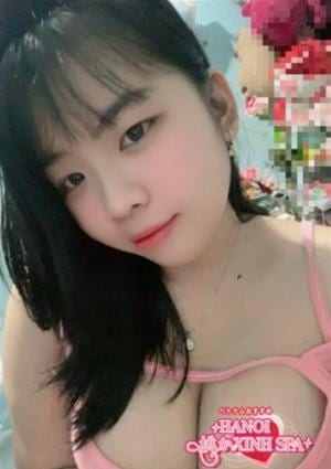 ベトナムおすすめHANOI 桃かXINH SPA 猫