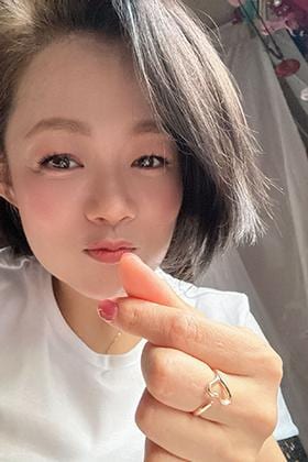 恋の家 店長（リリさん）