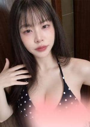 魅娘 まりちゃん