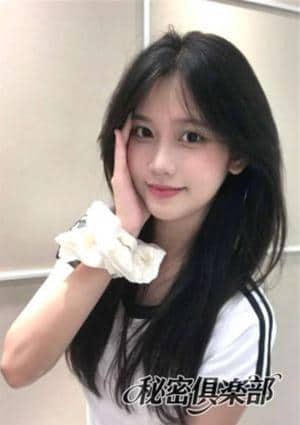 秘密俱楽部 リエ