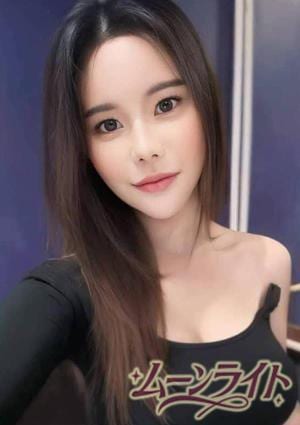 ム—ンライト りさ