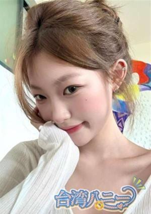 台湾ハニー りな