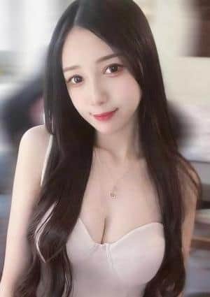 愛嬌美少女 えみ