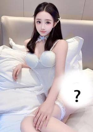 愛嬌美少女 りり