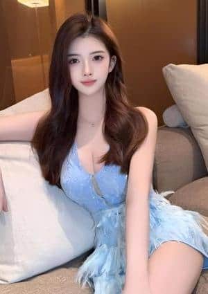 愛嬌美少女 えみ