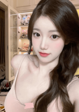 チェリー ナオミ