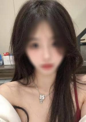 20歳の姫様 えみ