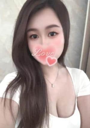 桃色クリスタル ねねちゃん（ベトナム人）