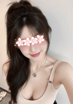 ベトナムガル ルミ