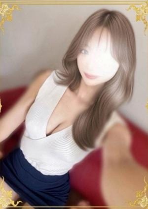 Eminy Luxury（エミニーラグジュアリー） 日本橋ルーム 渚いろか