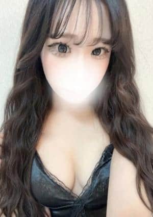 Eminy Luxury（エミニーラグジュアリー） 日本橋ルーム 羽崎るな