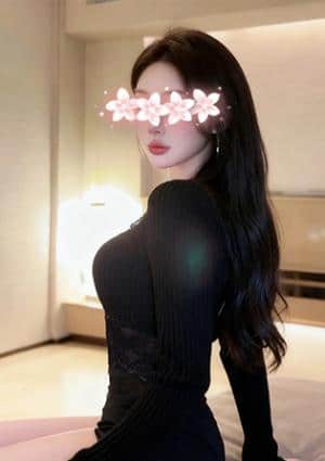 魅惑（みわく） りさ