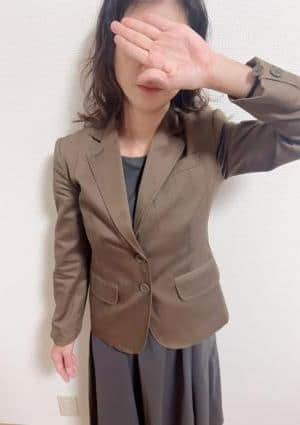 人妻エステ 美魔女 新人　レイ