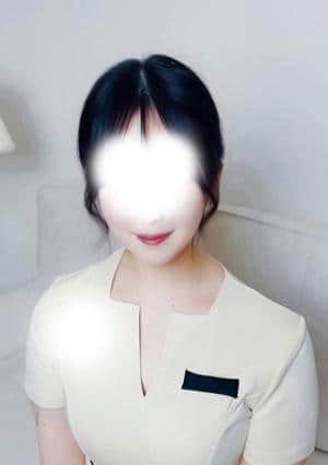 ホワイトティアラ 白石愛菜