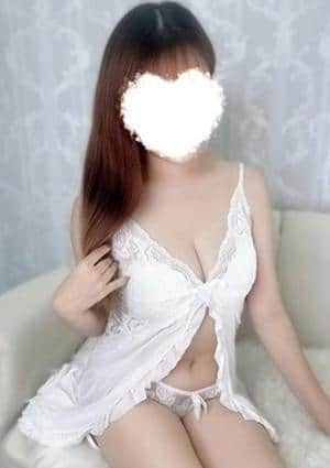 Un Secret（アンスクレ）新大阪店 なな
