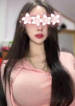 従姉妹の指先（いとこのゆびさき） みかちゃん