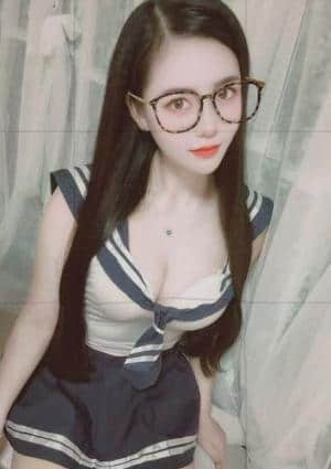 コスプレS級娘 りさ