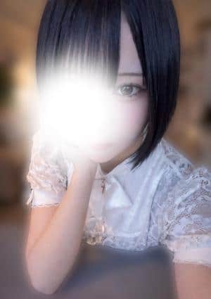 Ecru（エクリュ） 椎名みりや