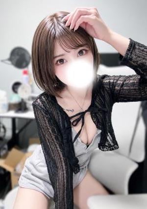 Ecru（エクリュ） 水萌すず