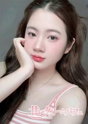 甘いクリームパフェ ゆゆ