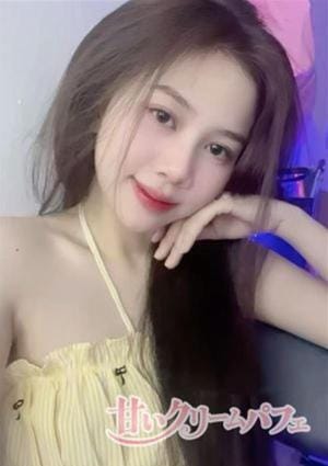 甘いクリームパフェ リコ